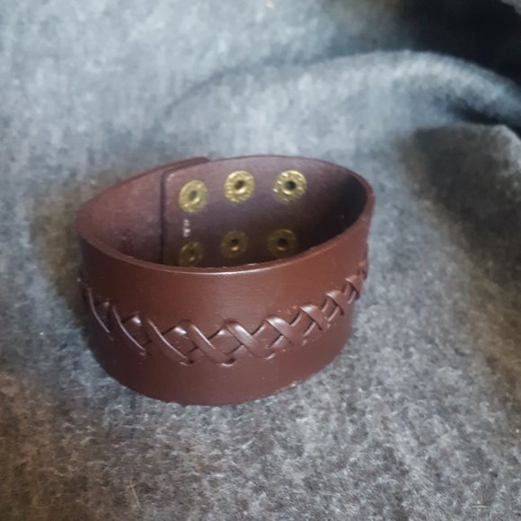 Paparazzi Jewelry - Unisex Brown Leather Bracelet J-621